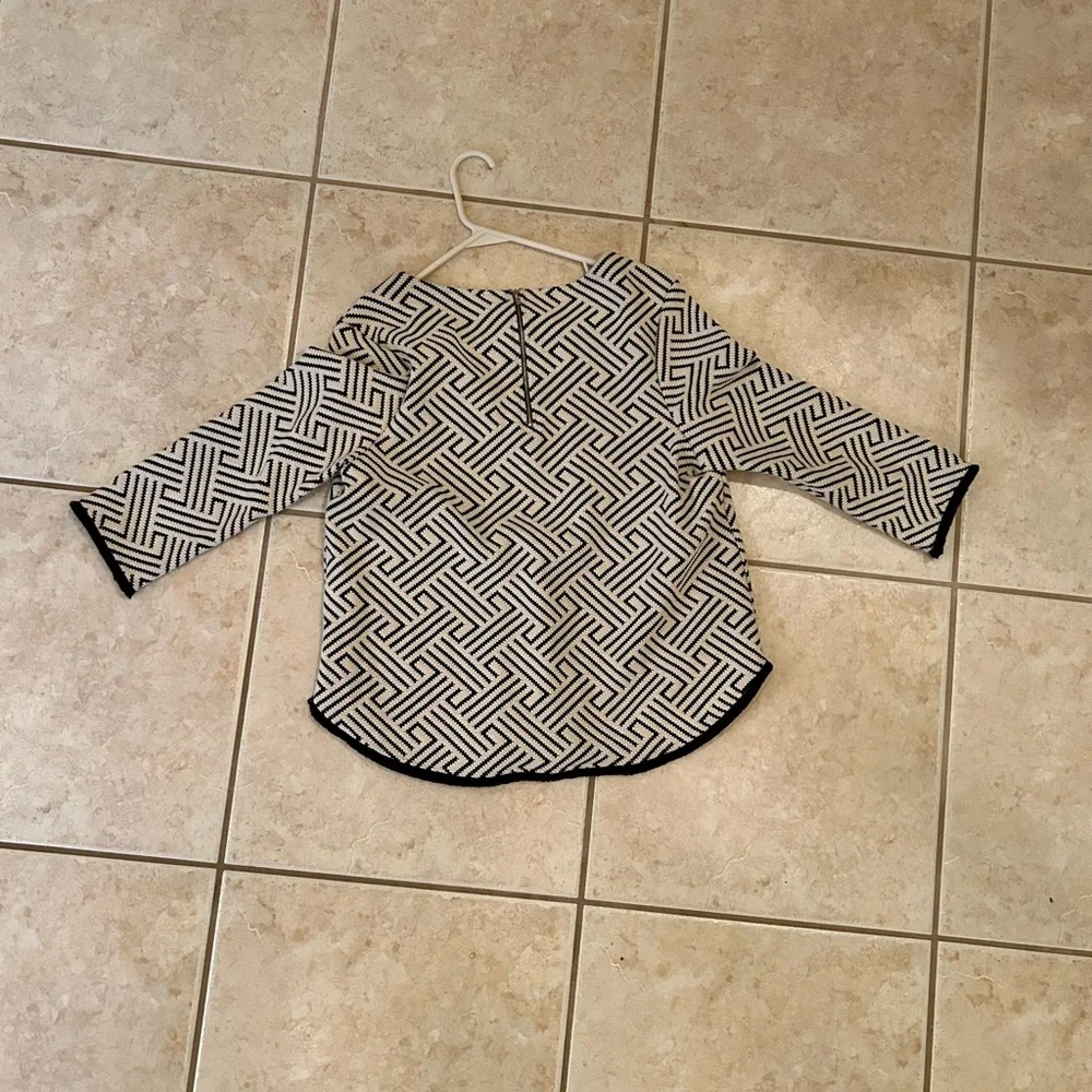 Professional/work blouse - Picture 4 of 4